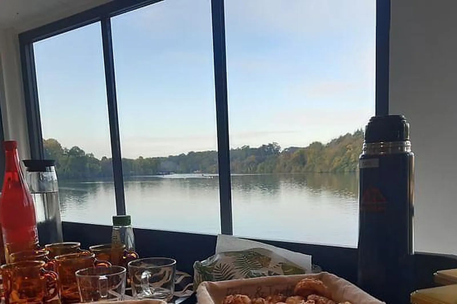 Lieux événementiels, PÉNICHE LA RIVIÈRE HOUSE