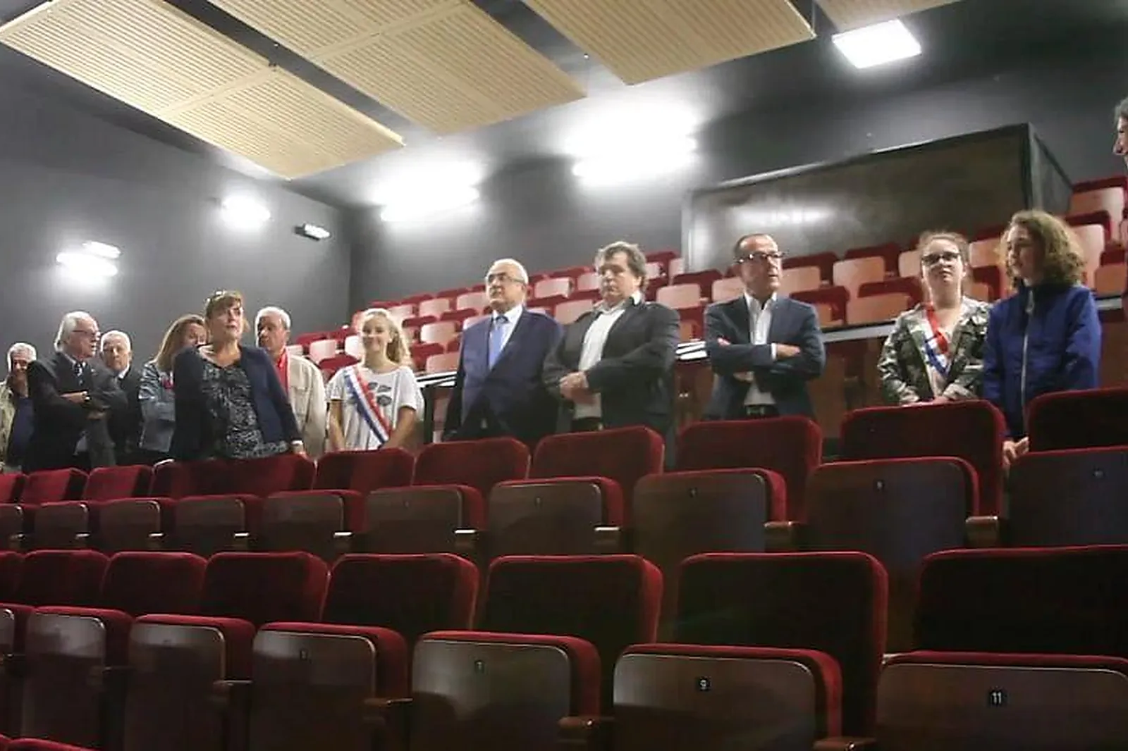 Lieux événementiels, PÔLE CULTUREL JEAN FERRAT