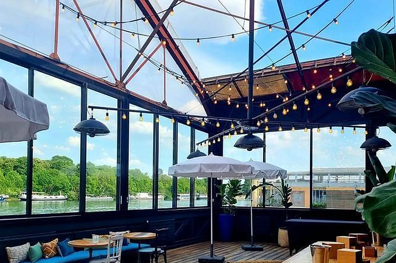 Lieux événementiels, QUAI OUEST