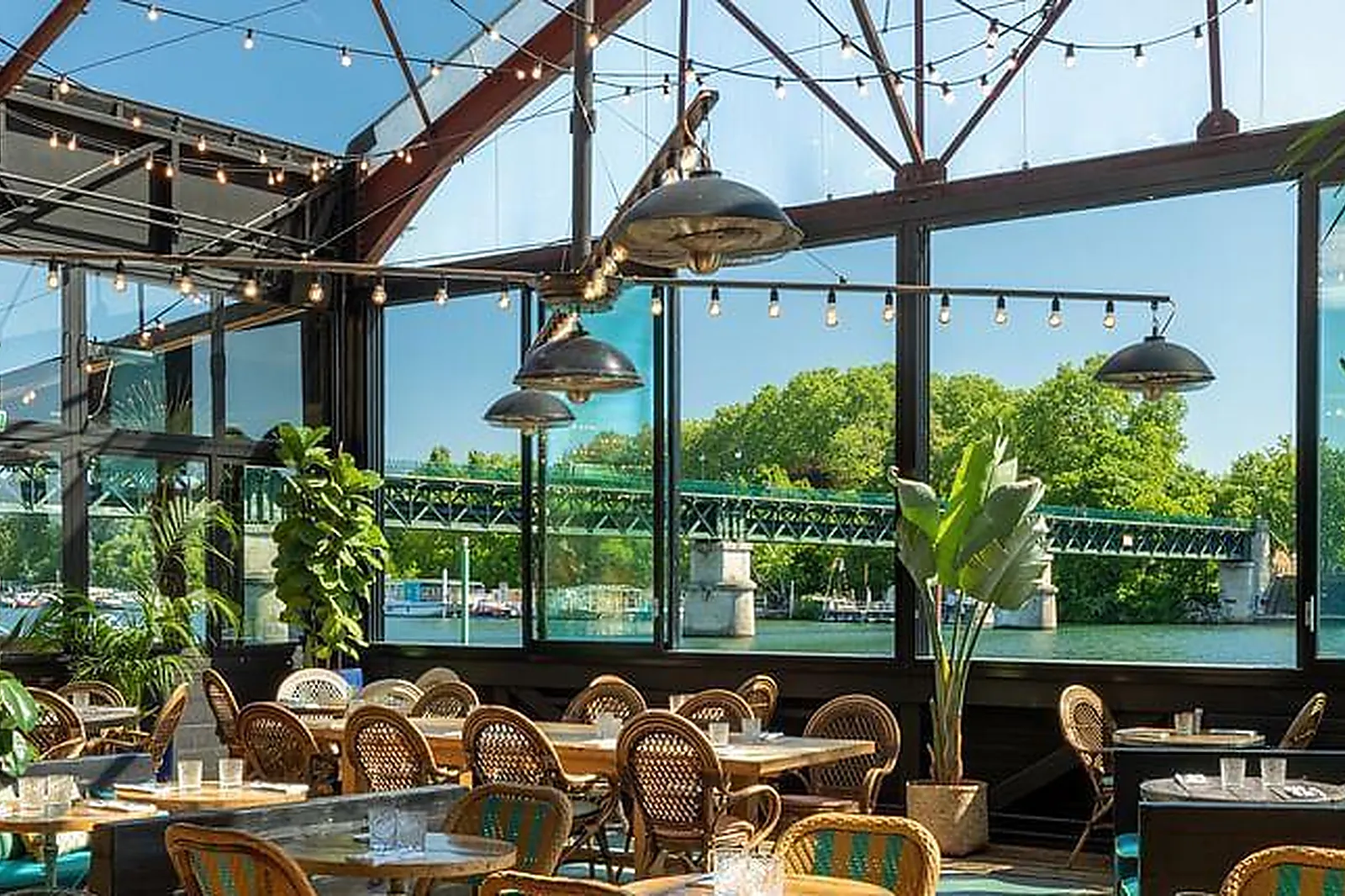 Lieux événementiels, QUAI OUEST