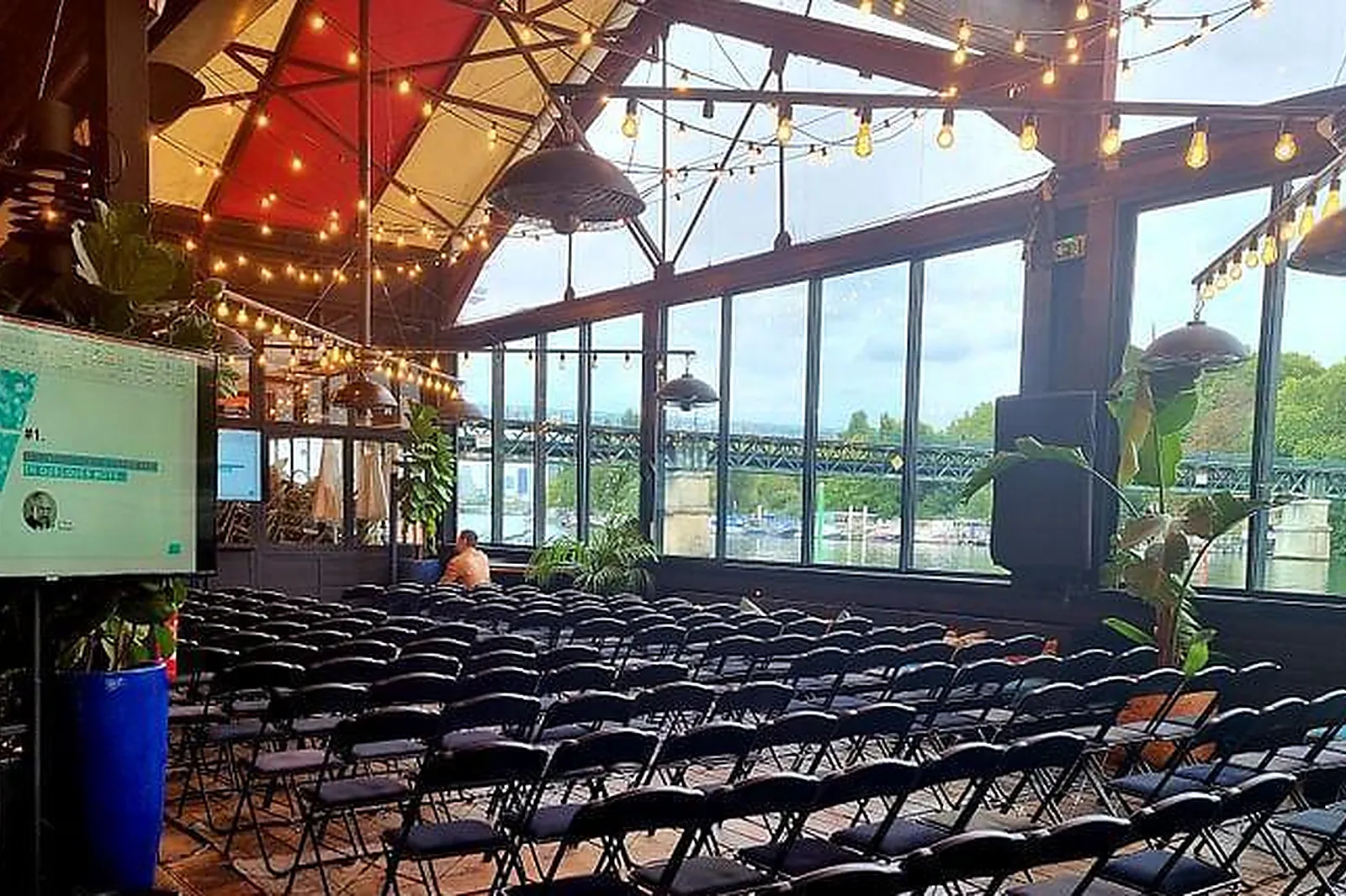 Lieux événementiels, QUAI OUEST