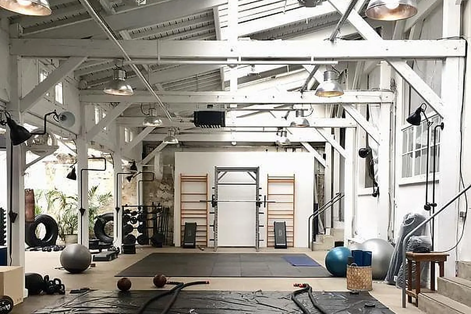 Lieux événementiels, QUARTIER GÉNÉRAL