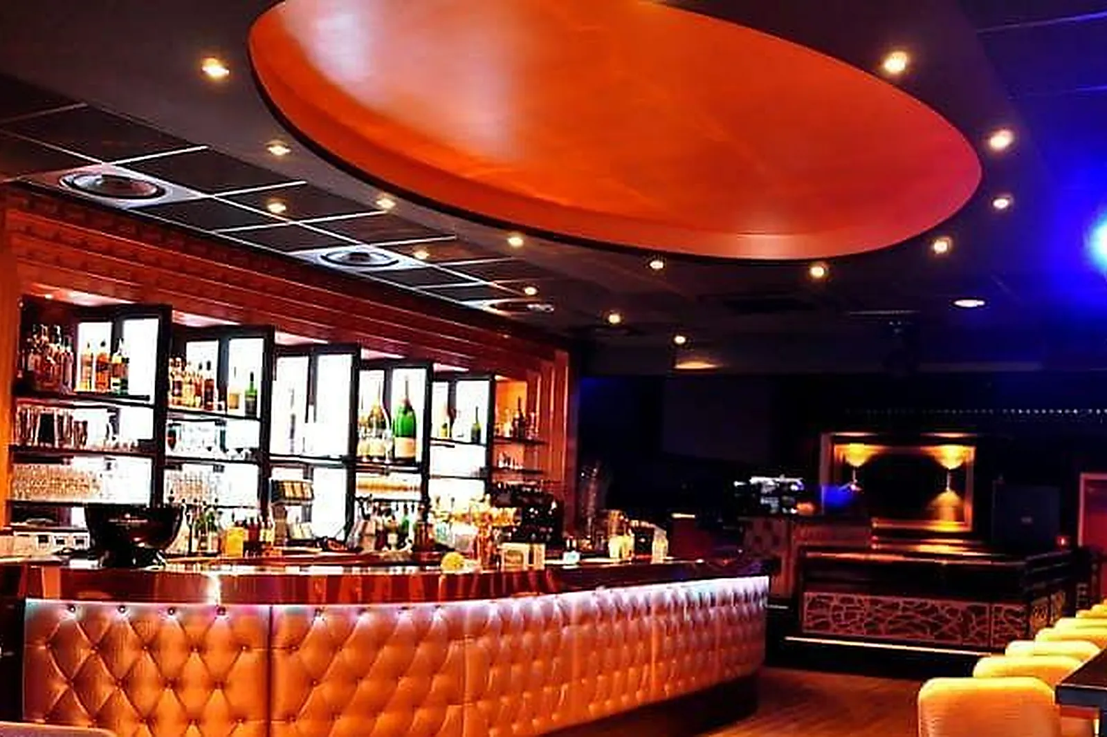 Lieux événementiels, R7