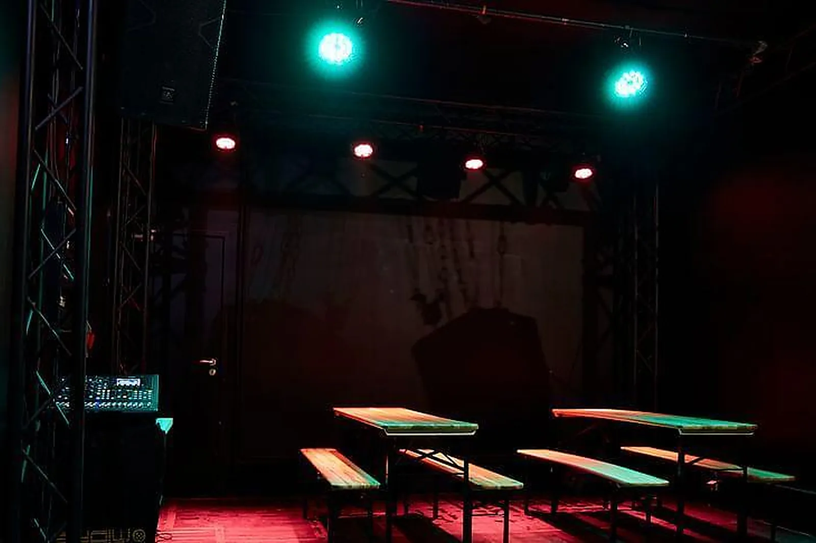 Lieux événementiels, REVERSE!