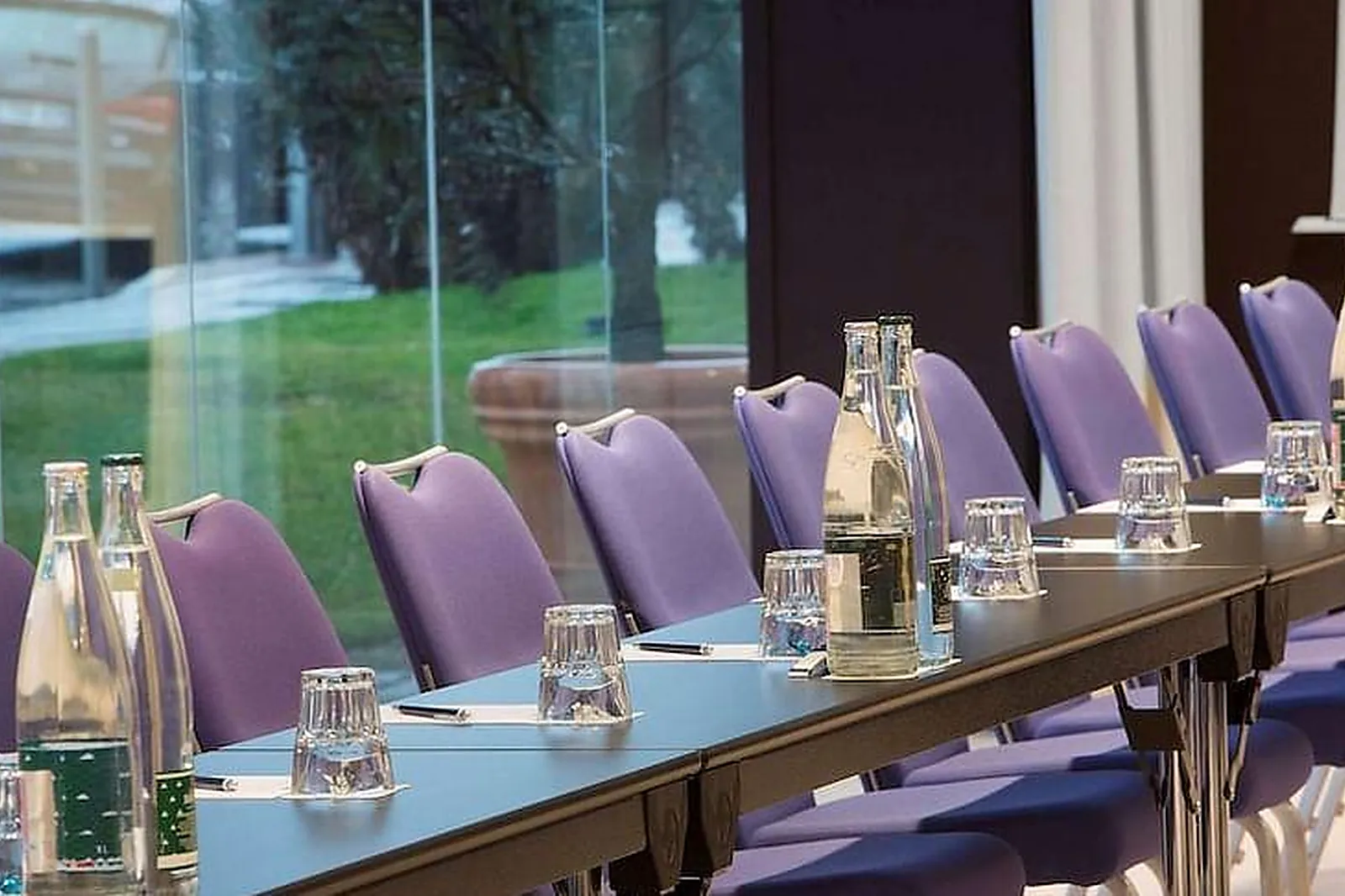 Lieux événementiels, AGENCE NOVA FORMATION GALLARGUES-LE-MONTUEUX