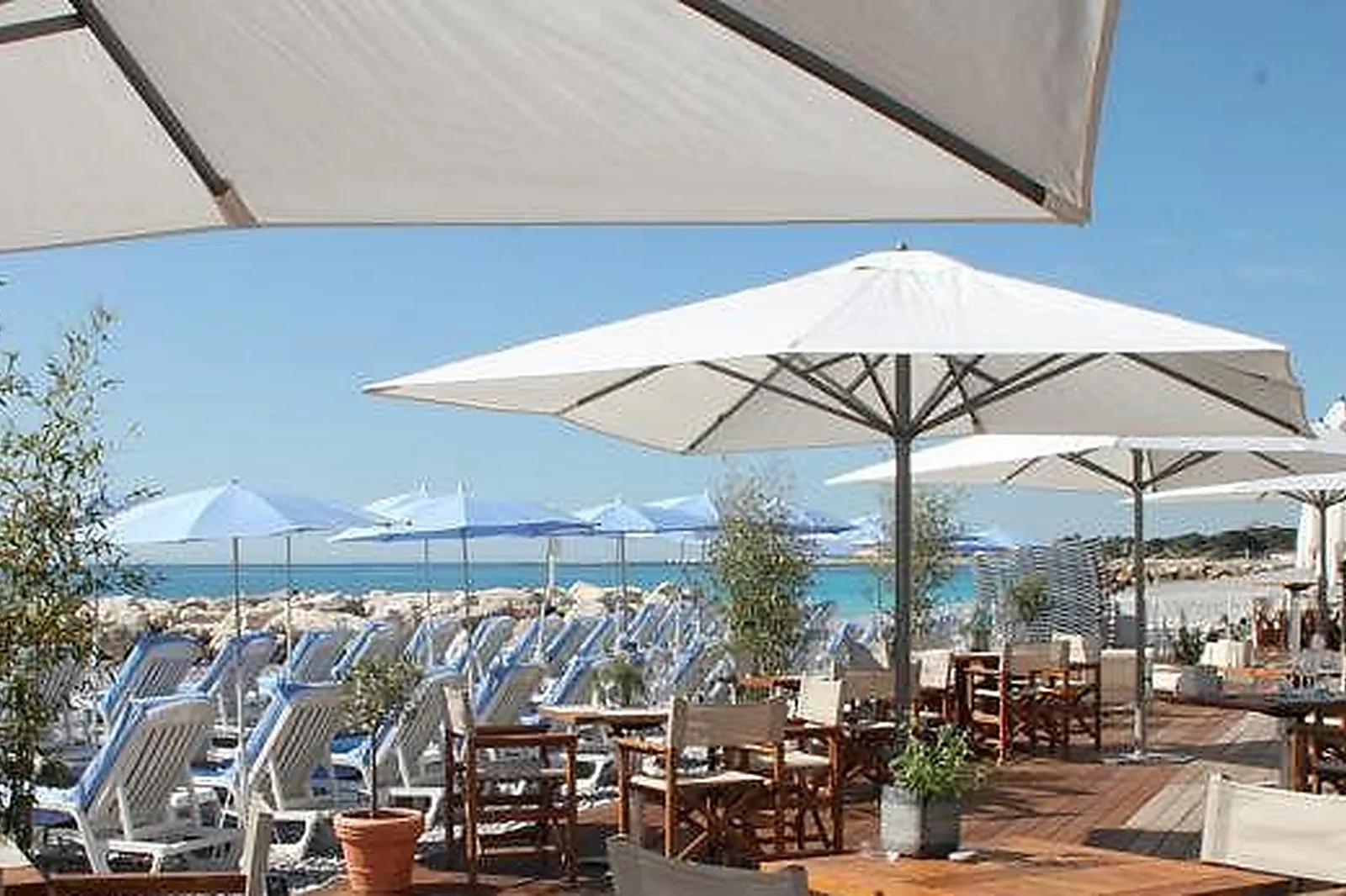 Lieux événementiels, AGENCE NOVA FORMATION GALLARGUES-LE-MONTUEUX