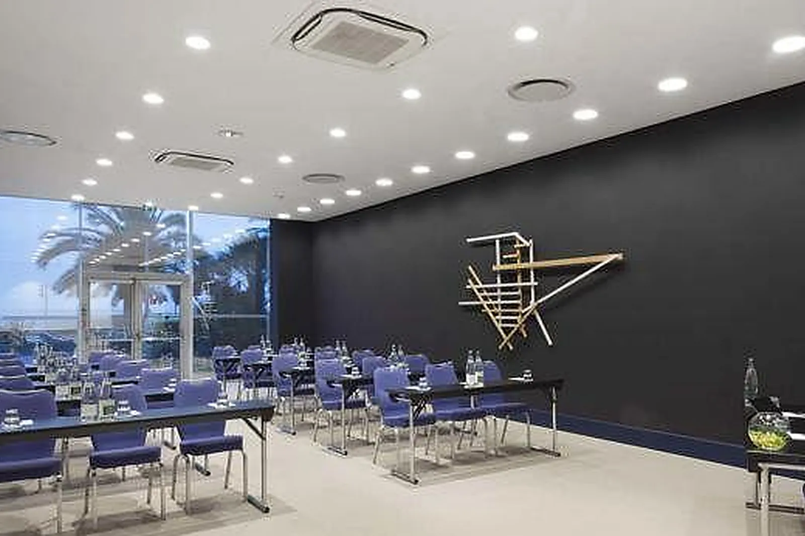 Lieux événementiels, AGENCE NOVA FORMATION GALLARGUES-LE-MONTUEUX