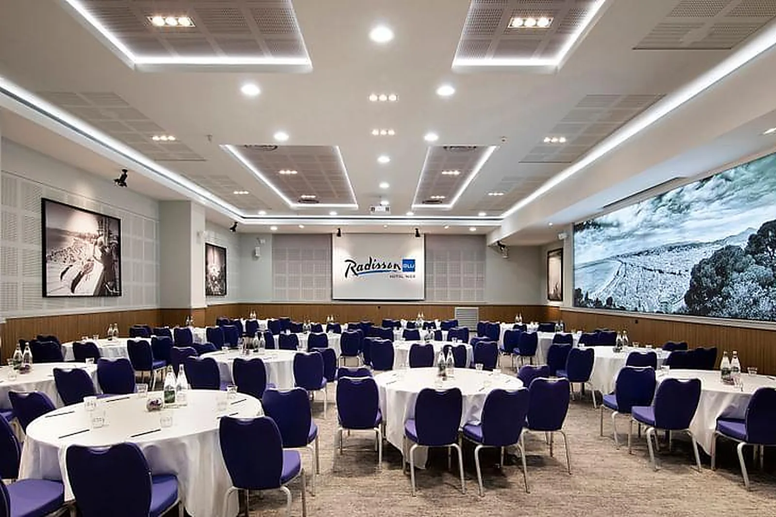 Lieux événementiels, AGENCE NOVA FORMATION GALLARGUES-LE-MONTUEUX