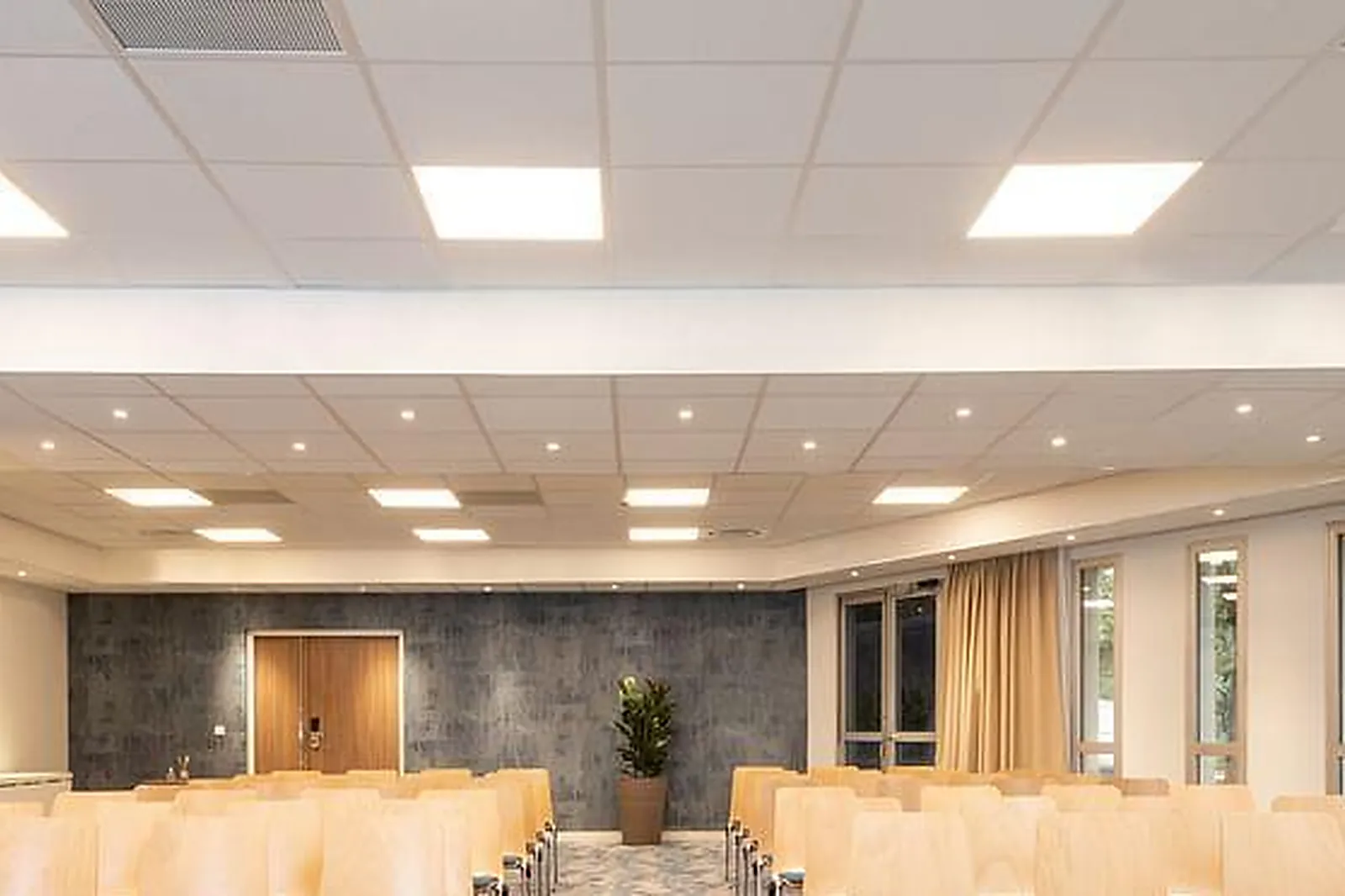 Lieux événementiels, RADISSON NICE AÉROPORT