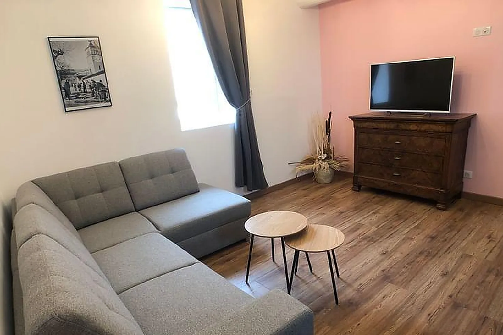 Lieux événementiels, RAISIN ROSE