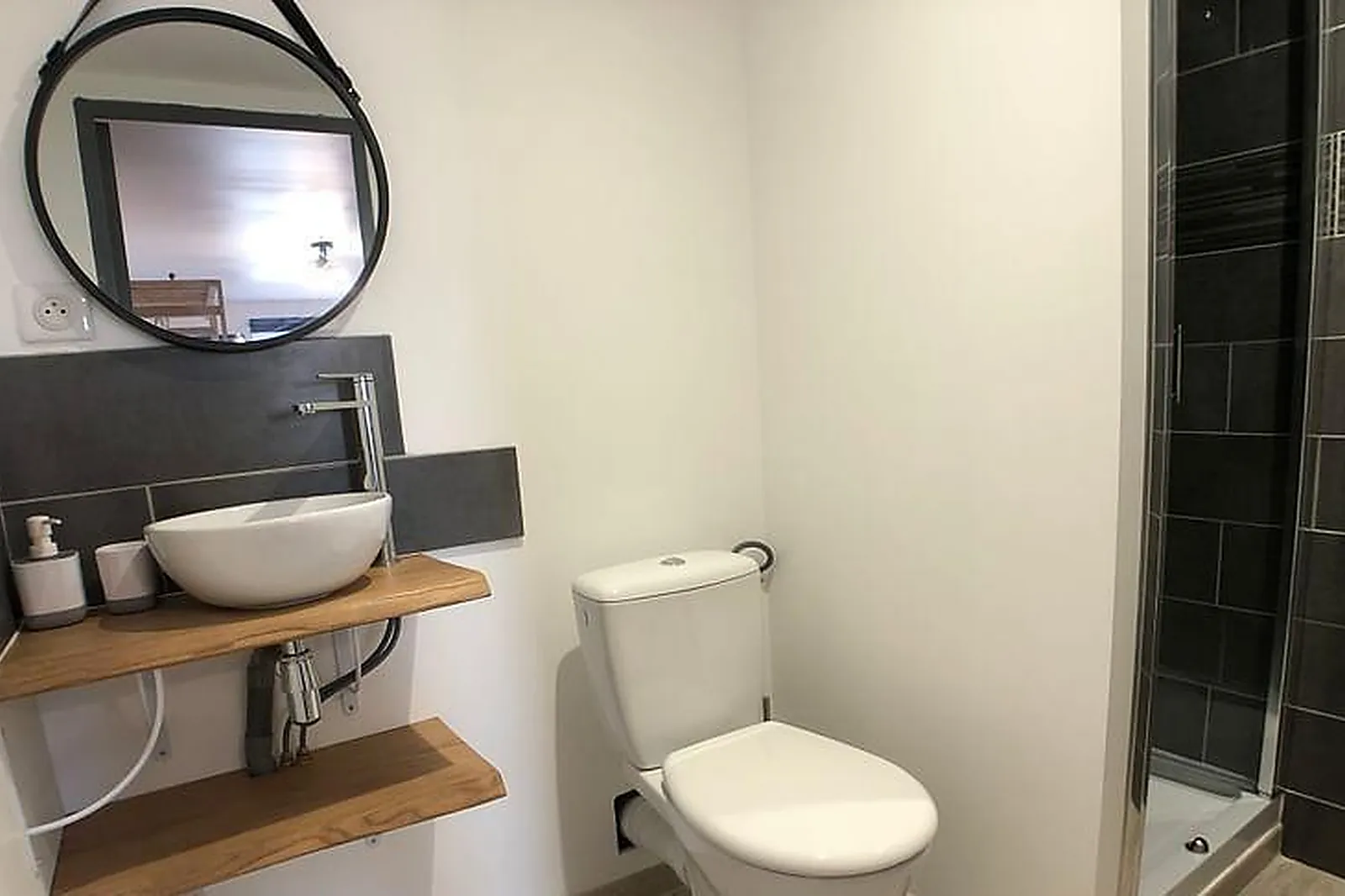 Lieux événementiels, RAISIN ROSE