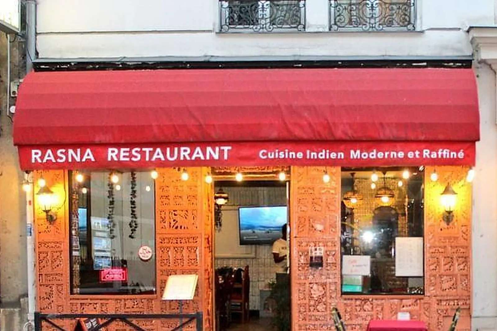 Lieux événementiels, RASNA RESTAURANT INDIEN