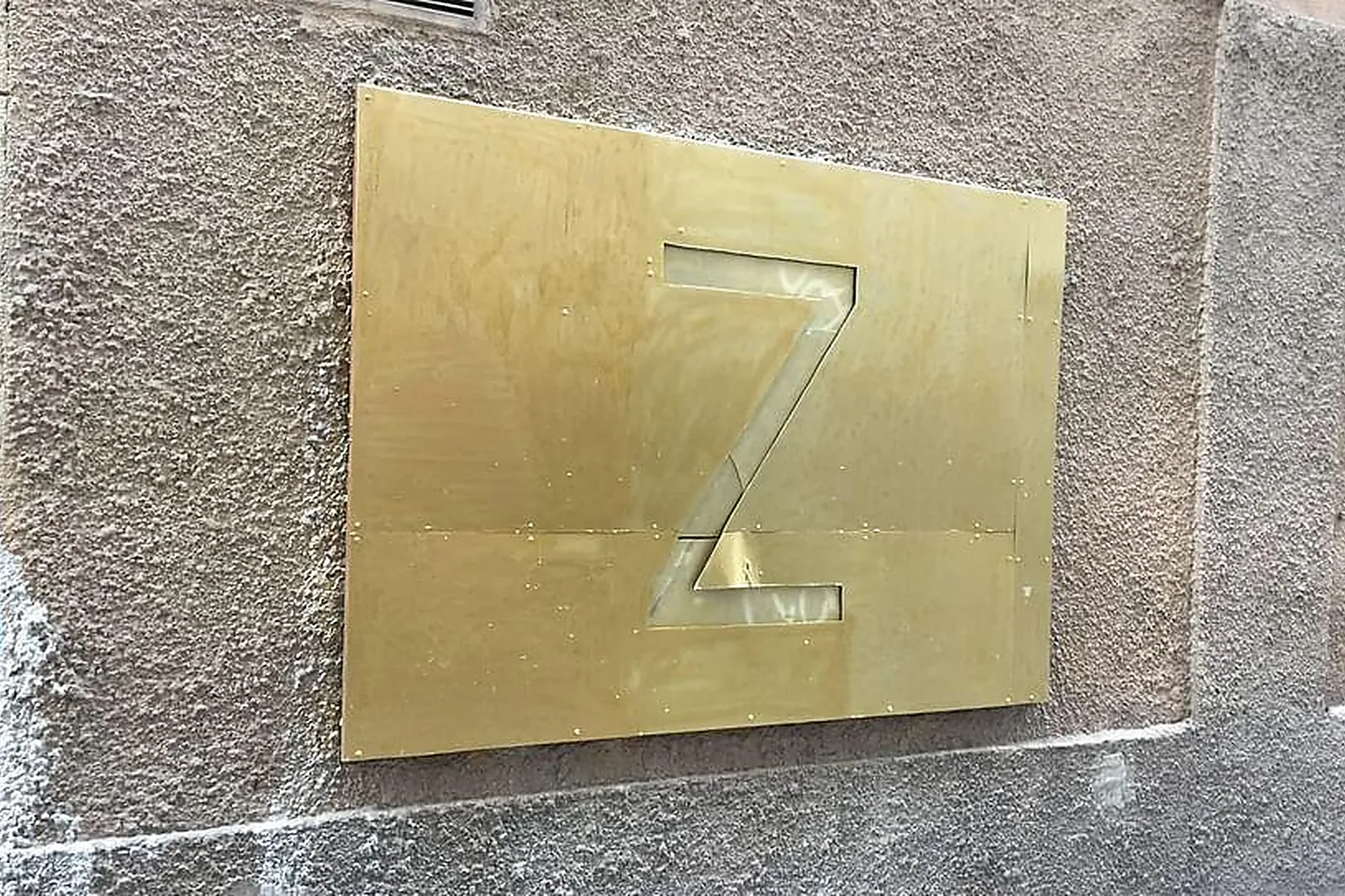 Lieux événementiels, RATON BUVEUR