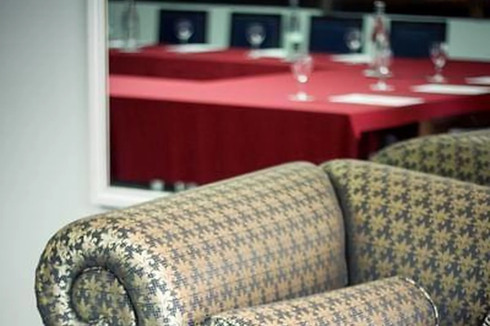 Lieux événementiels, RELAIS CHATEAUX LA CHAPELLE SAINT MARTIN ****