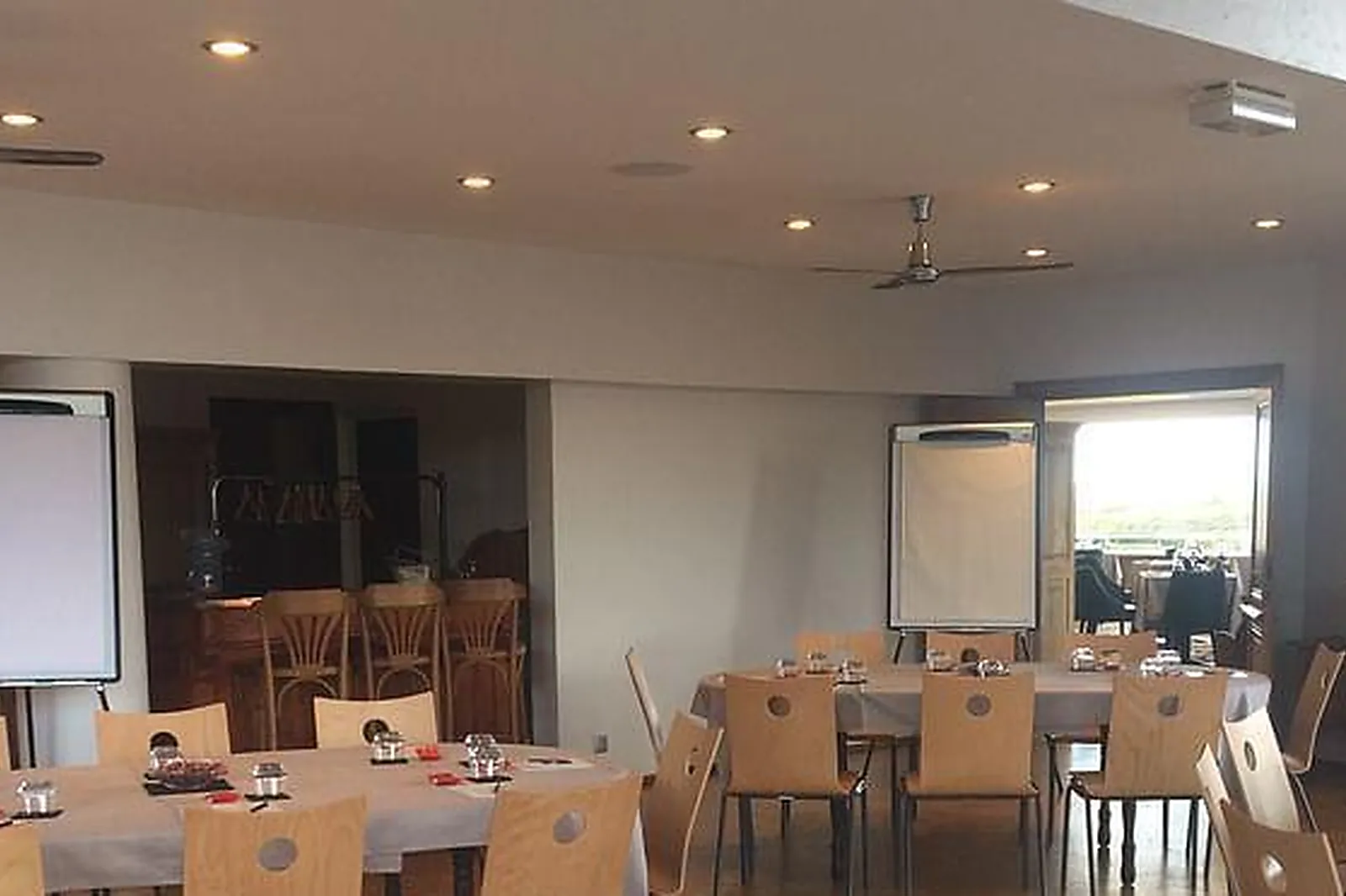 Lieux événementiels, RELAIS SAINT MICHEL ****