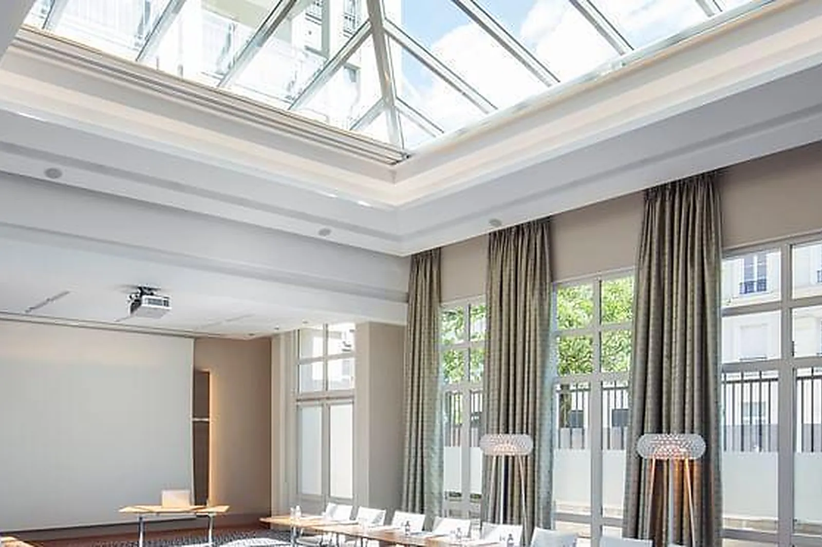 Lieux événementiels, RELAIS SPA CHESSY VAL D'EUROPE ****