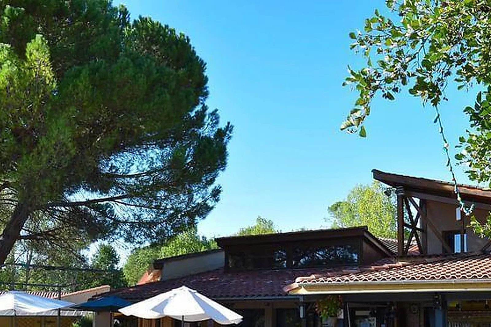 Lieux événementiels, RELAIS DU MOULIN NEUF ****