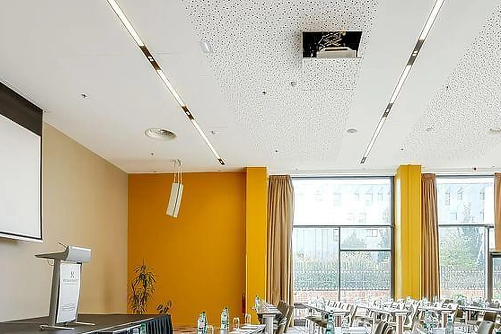 Lieux événementiels, RENAISSANCE AIX-EN-PROVENCE HÔTEL *****