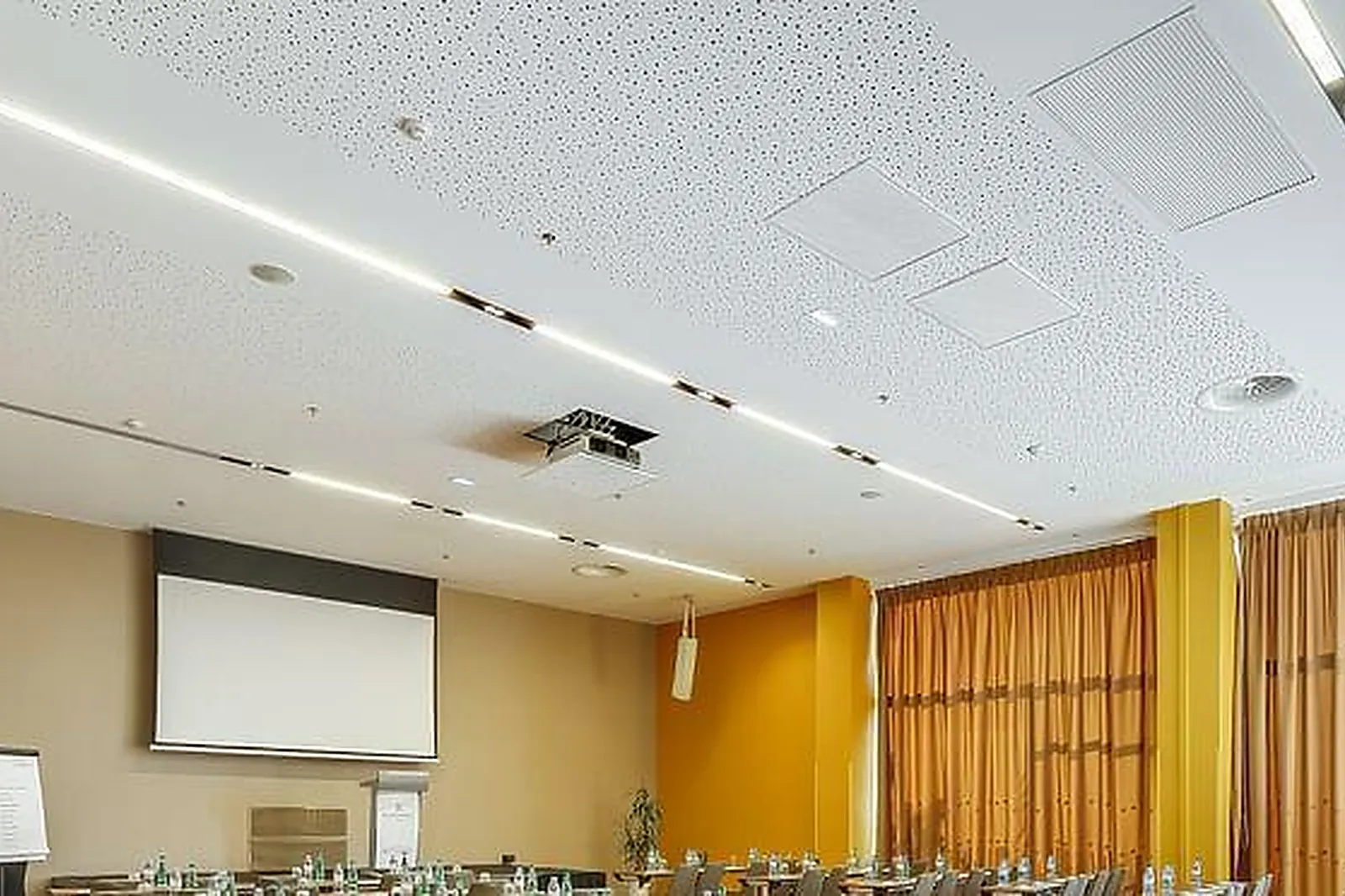 Lieux événementiels, RENAISSANCE AIX-EN-PROVENCE HÔTEL *****