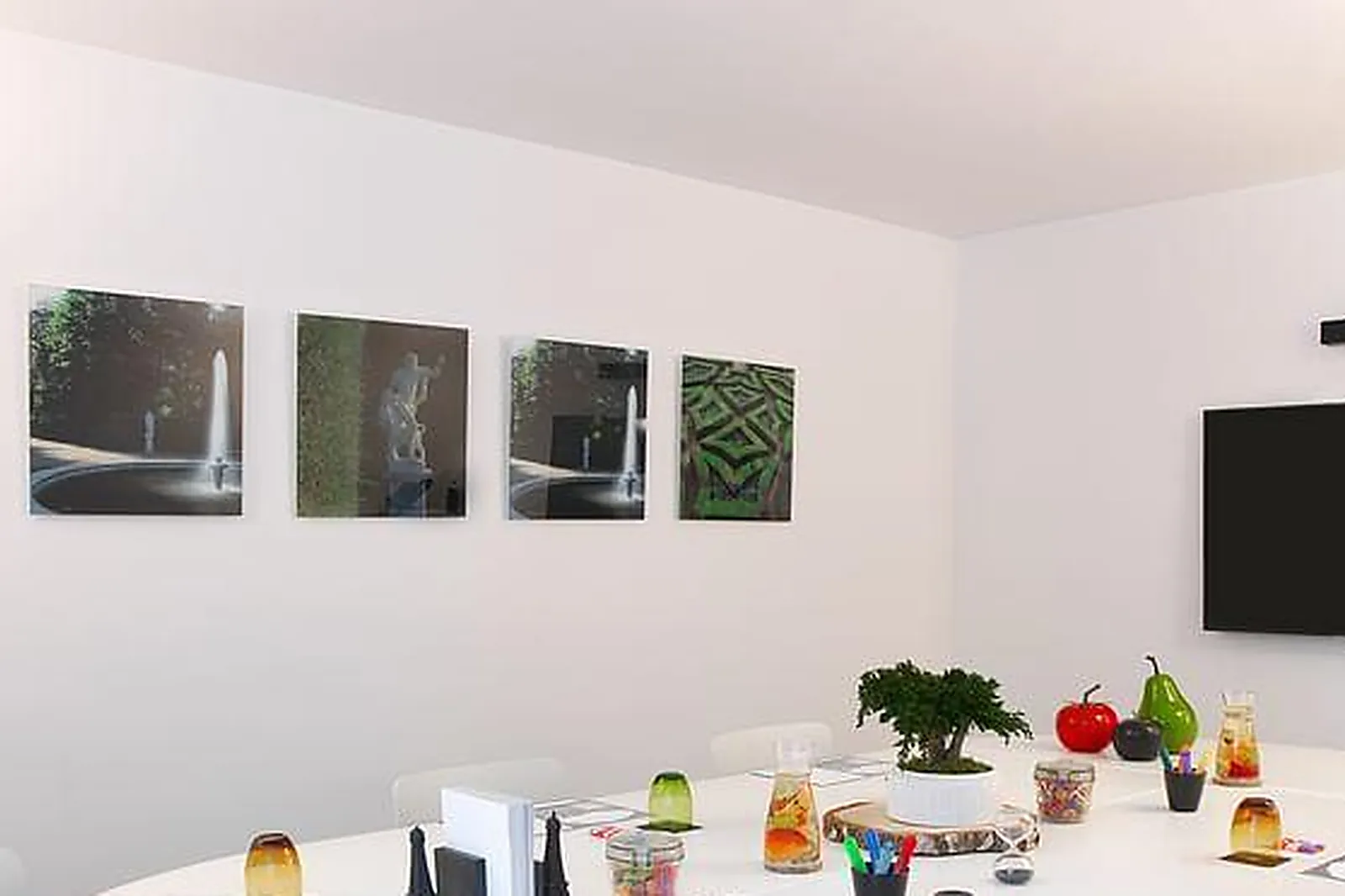 Lieux événementiels, RENAISSANCE PARIS NOBEL TOUR EIFFEL ****