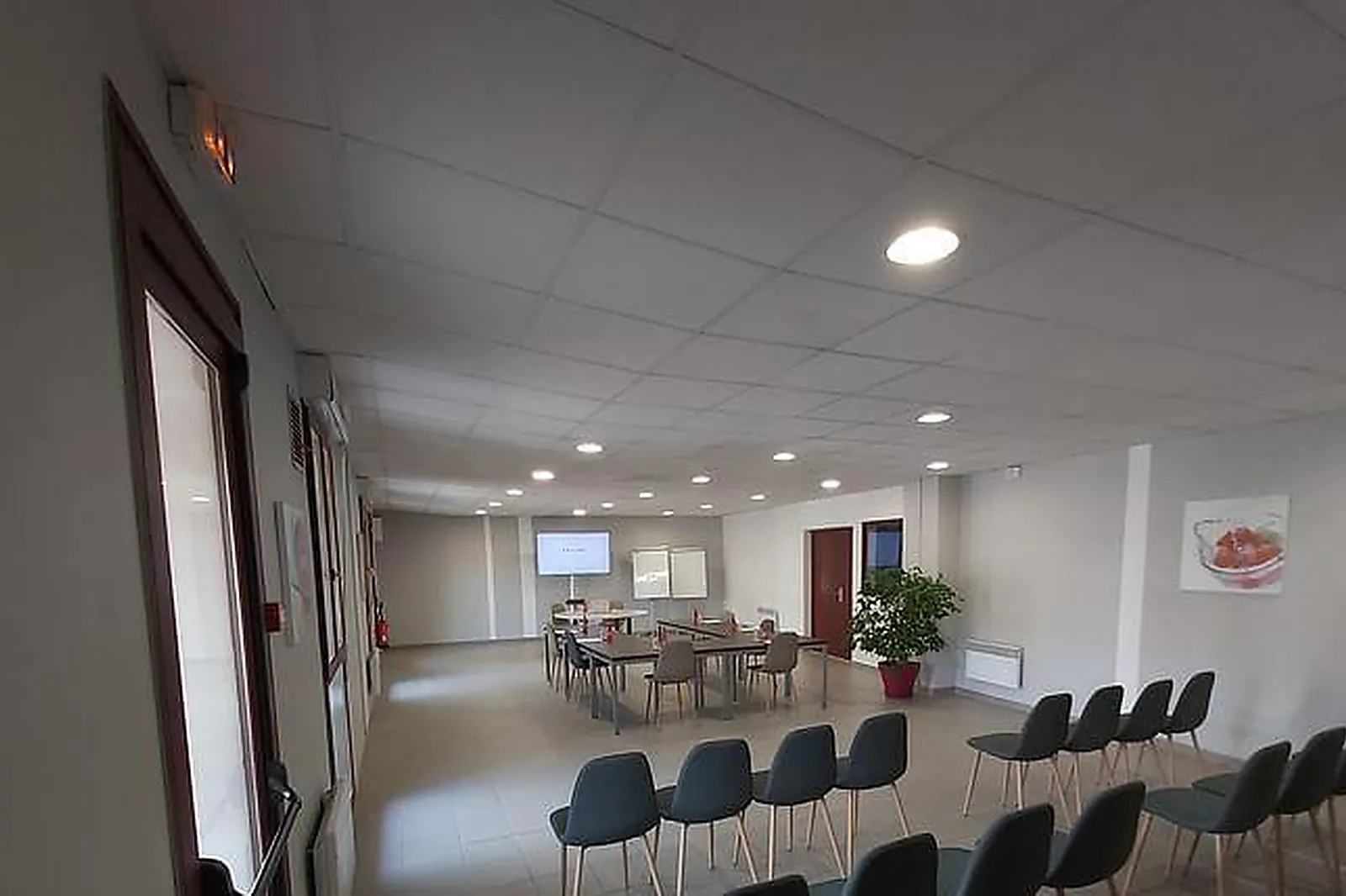 Lieux événementiels, RESIDENCE CERISE CARCASSONNE SUD