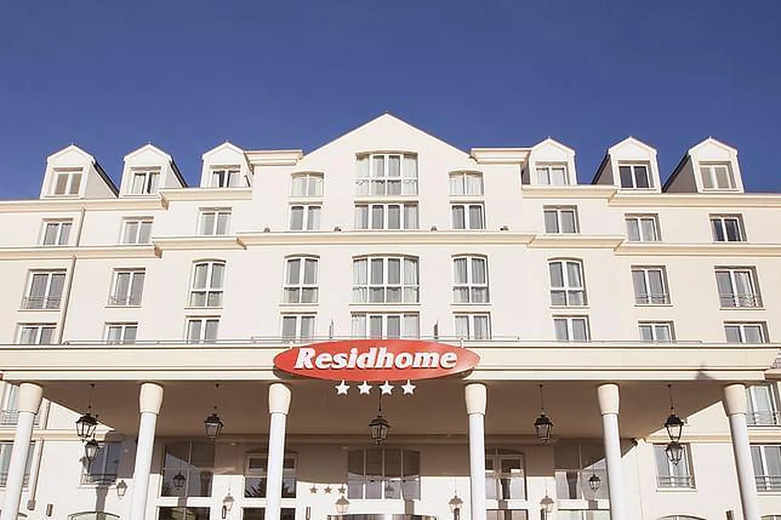 Lieux événementiels, RESIDHOME ROISSY PARK ****