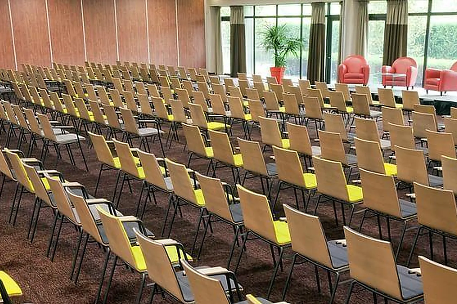 Lieux événementiels, RESIDHOME SUITES PARIS SENART ****