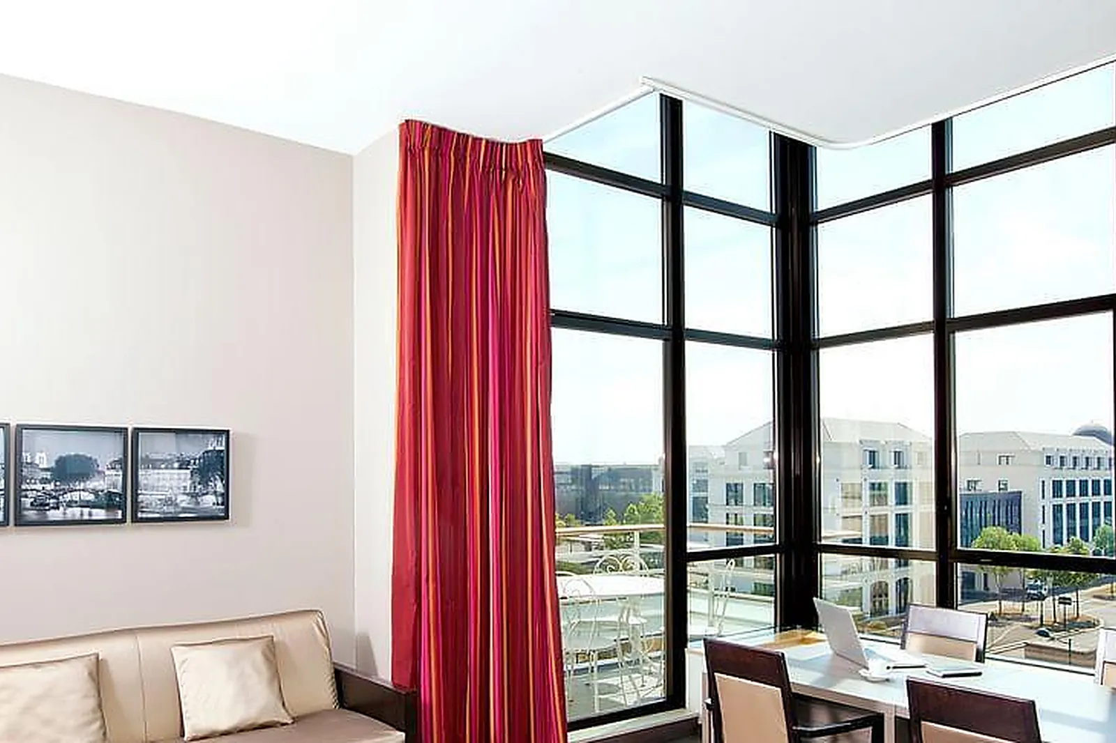 Lieux événementiels, RESIDHOME VAL D’EUROPE ****