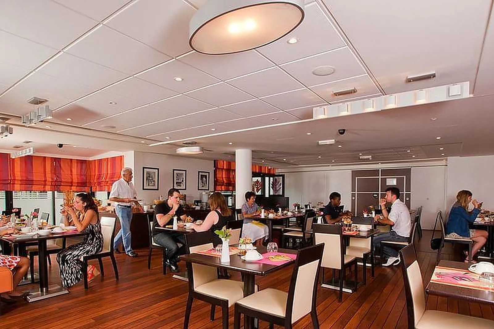 Lieux événementiels, RESIDHOME VAL D’EUROPE ****