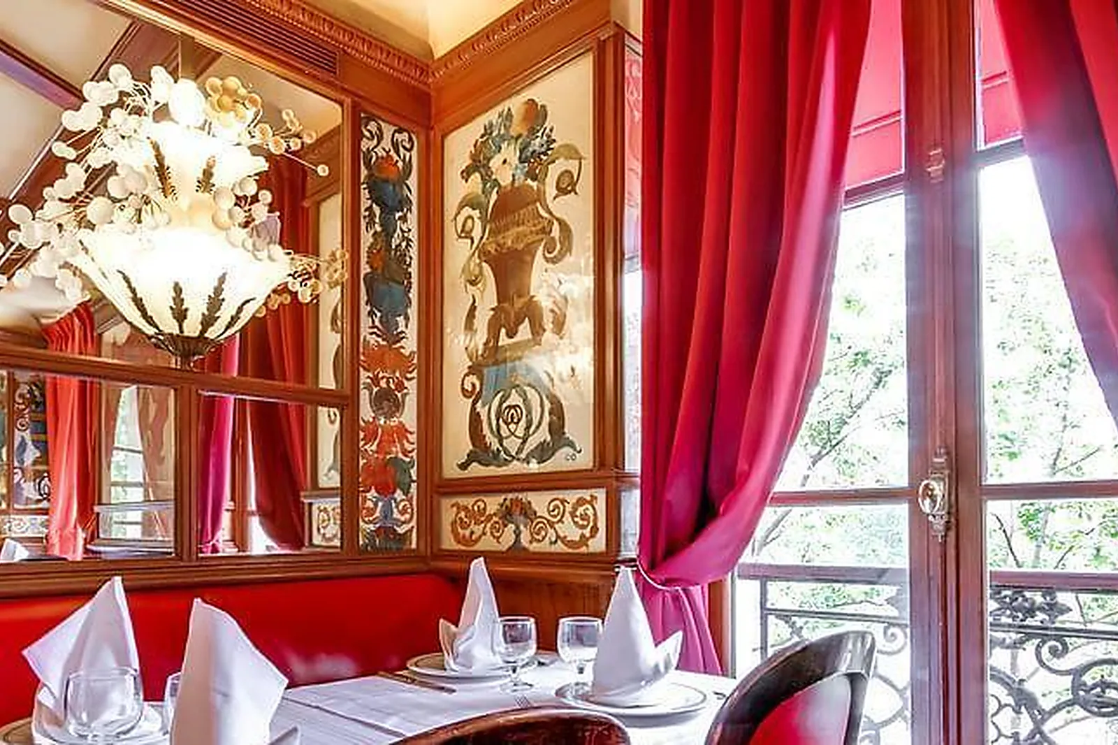 Lieux événementiels, RESTAURANT AU PIED DE COCHON