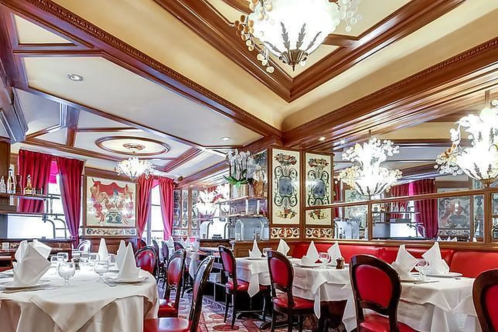 Lieux événementiels, RESTAURANT AU PIED DE COCHON