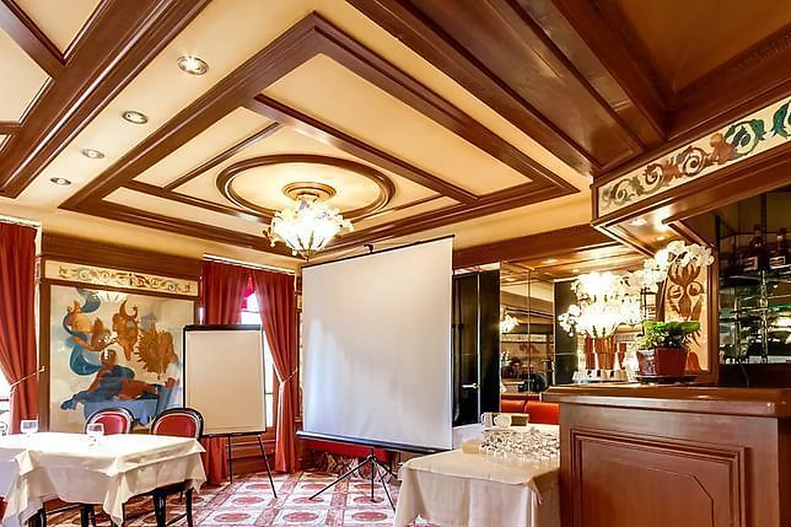 Lieux événementiels, RESTAURANT AU PIED DE COCHON