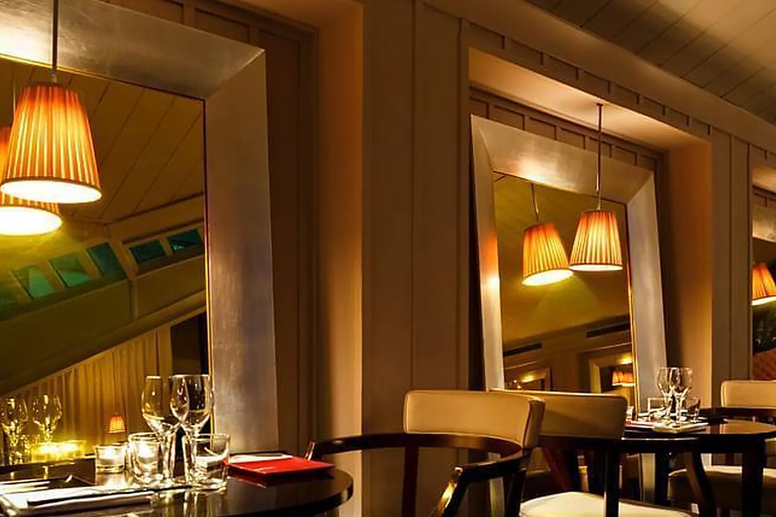 Lieux événementiels, RESTAURANT BON