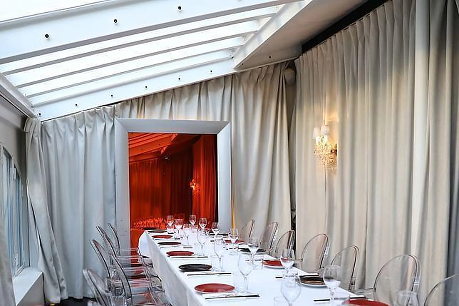 Lieux événementiels, RESTAURANT BON