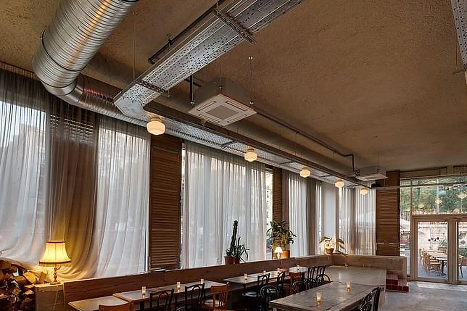 Lieux événementiels, RESTAURANT BLUM