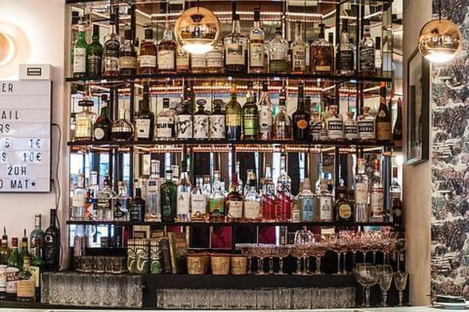 Lieux événementiels, RESTAURANT ISTR