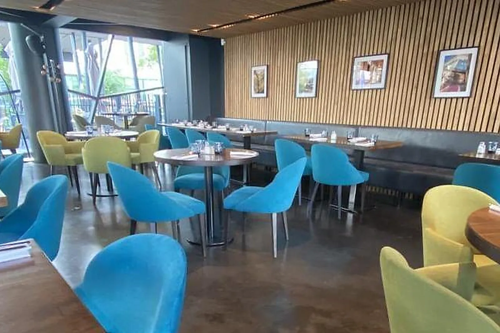 Lieux événementiels, RESTAURANT LE 77