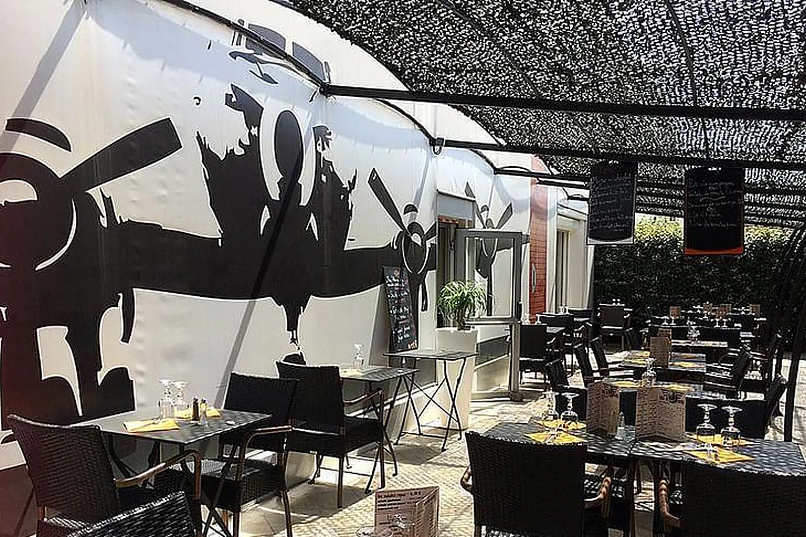 Lieux événementiels, RESTAURANT LES AVIATEURS