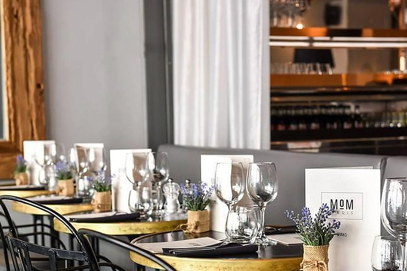 Lieux événementiels, RESTAURANT MÔM