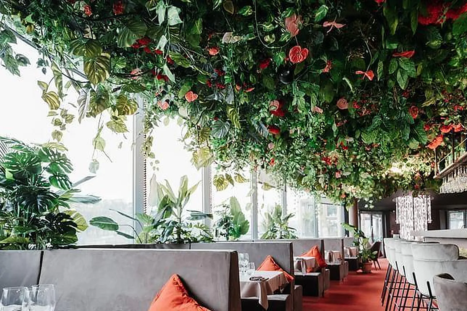 Lieux événementiels, RESTAURANT PANORAMIQUE MADEMOISELLE MOUCHE