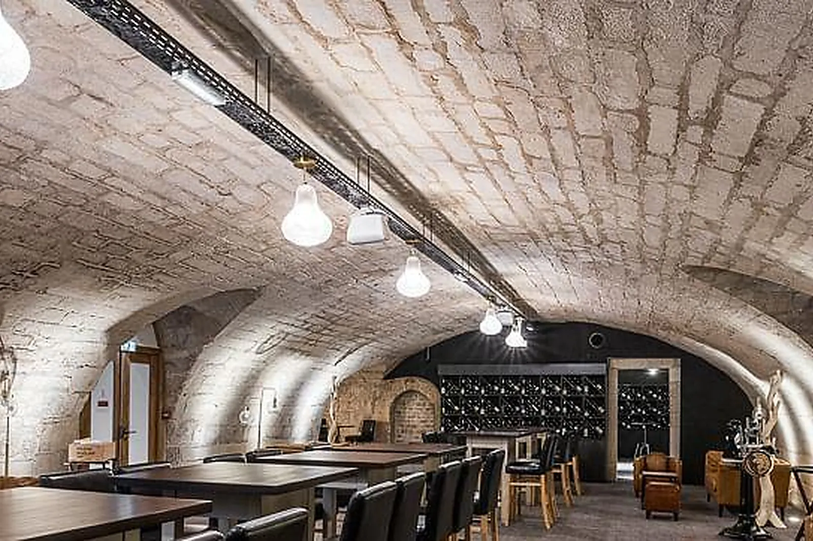 Lieux événementiels, RESTAURANT VIVRES