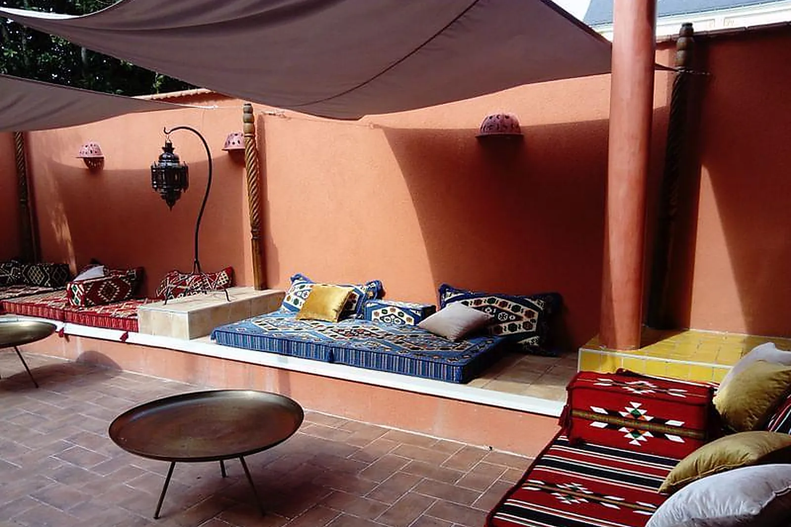 Lieux événementiels, LE MONDE EST A VOUS