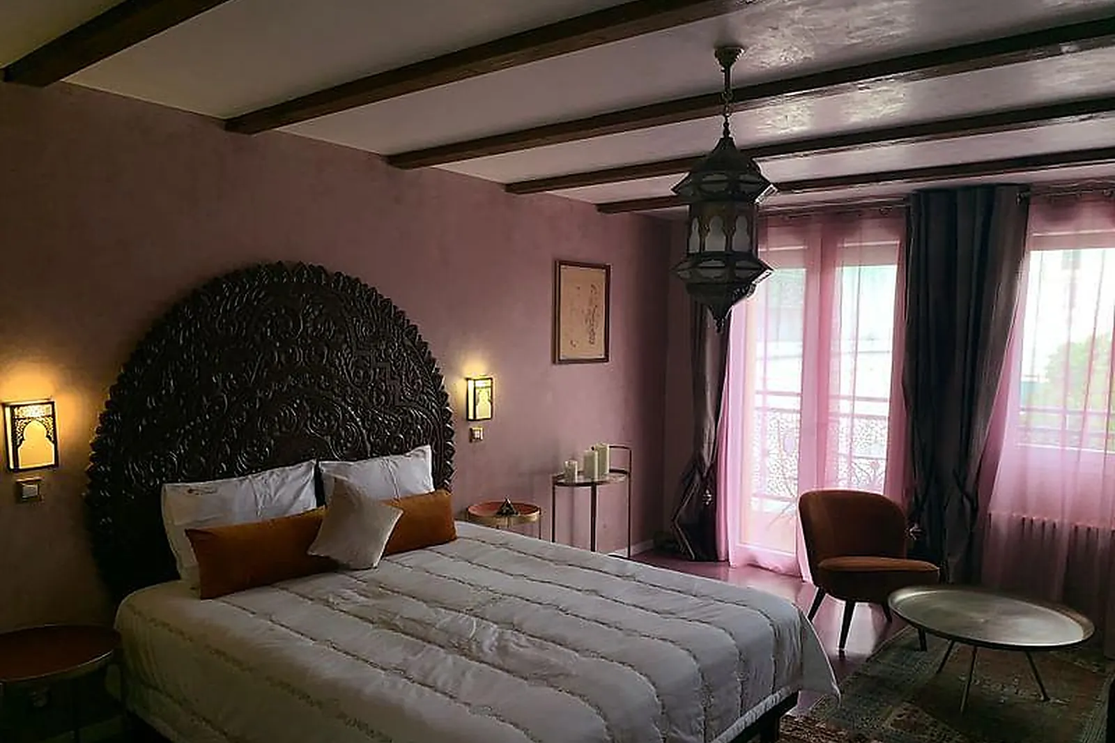 Lieux événementiels, LE MONDE EST A VOUS