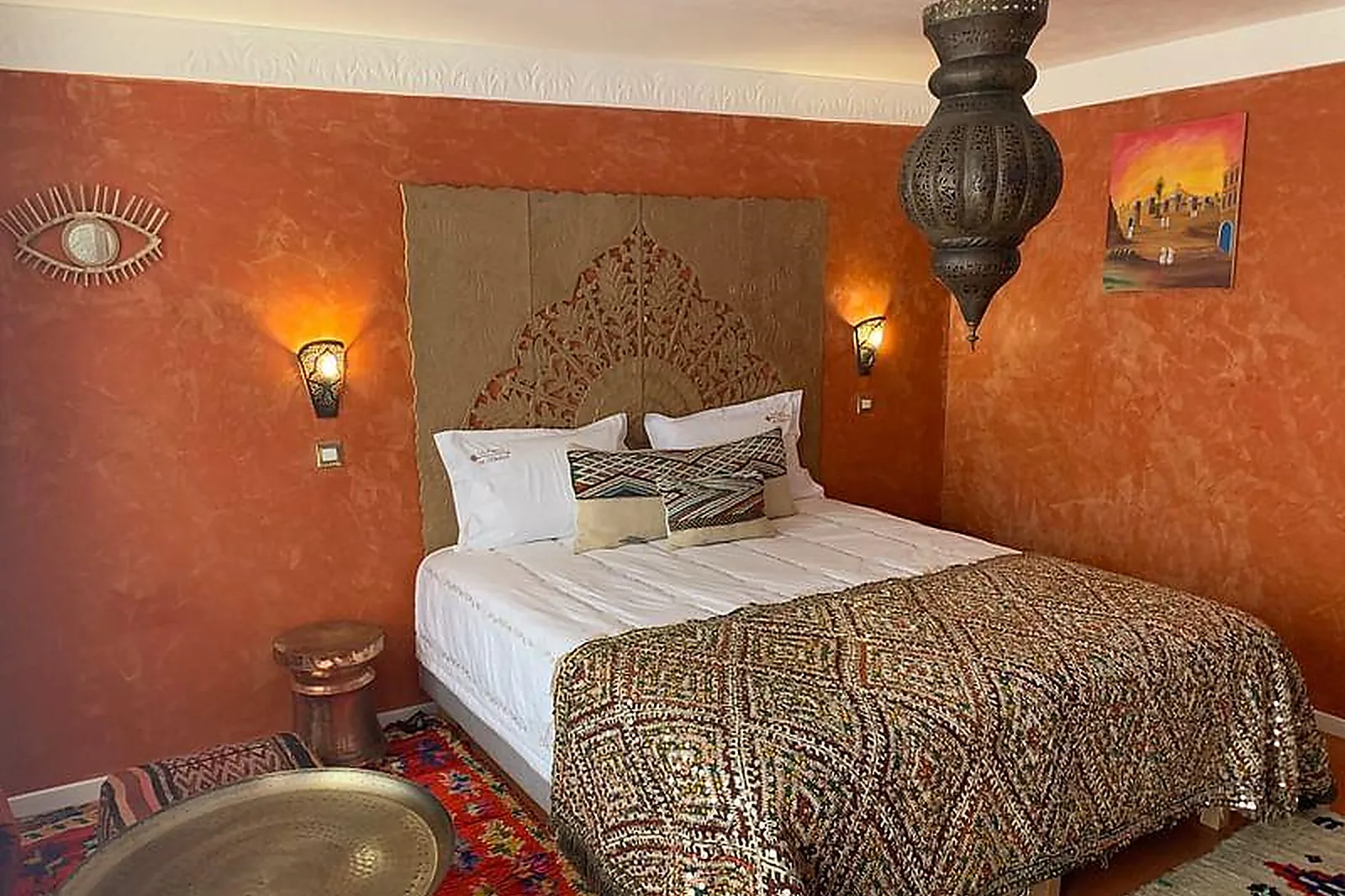 Lieux événementiels, LE MONDE EST A VOUS