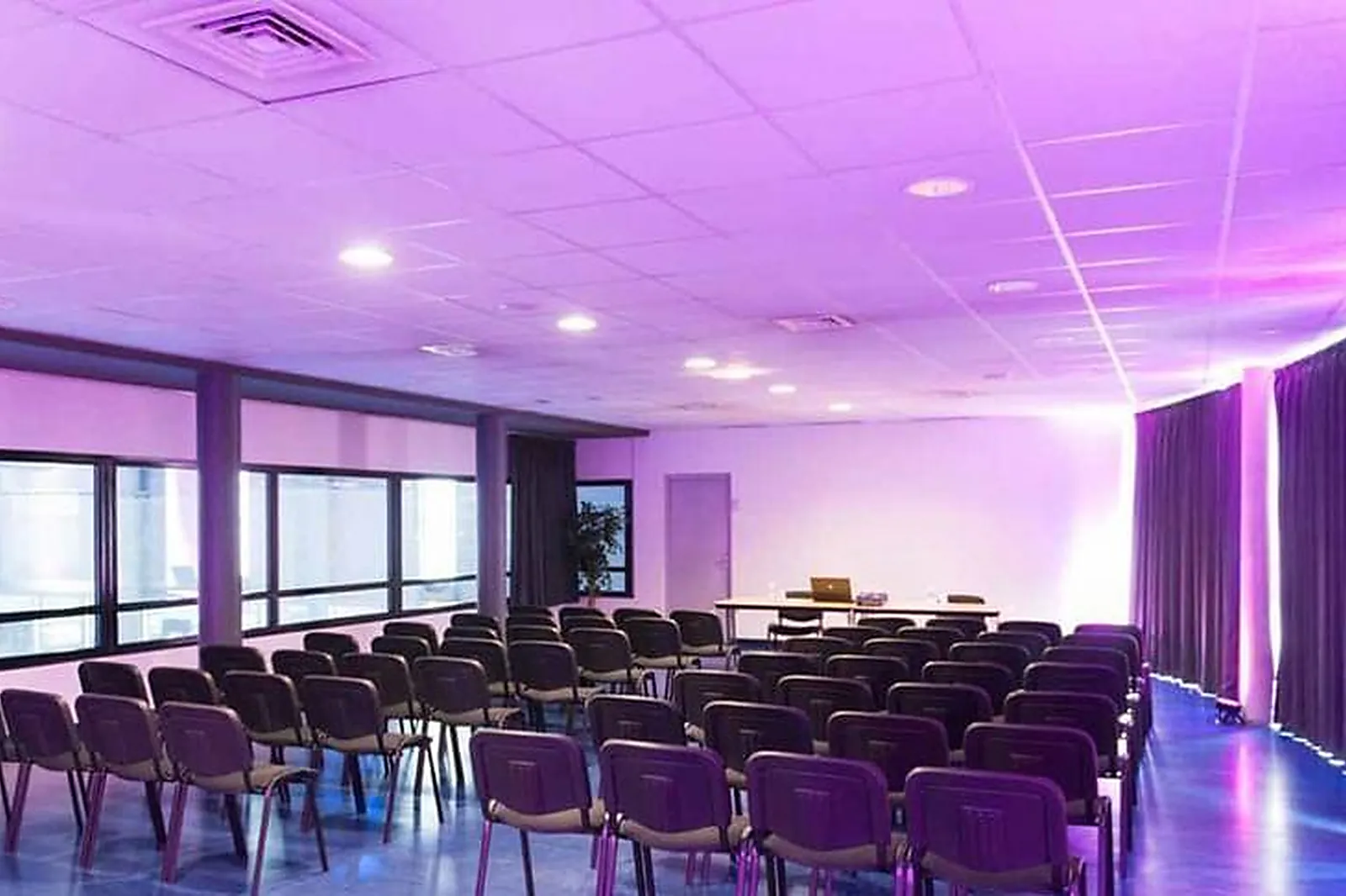 Lieux événementiels, RINKLA BREST PATINOIRE