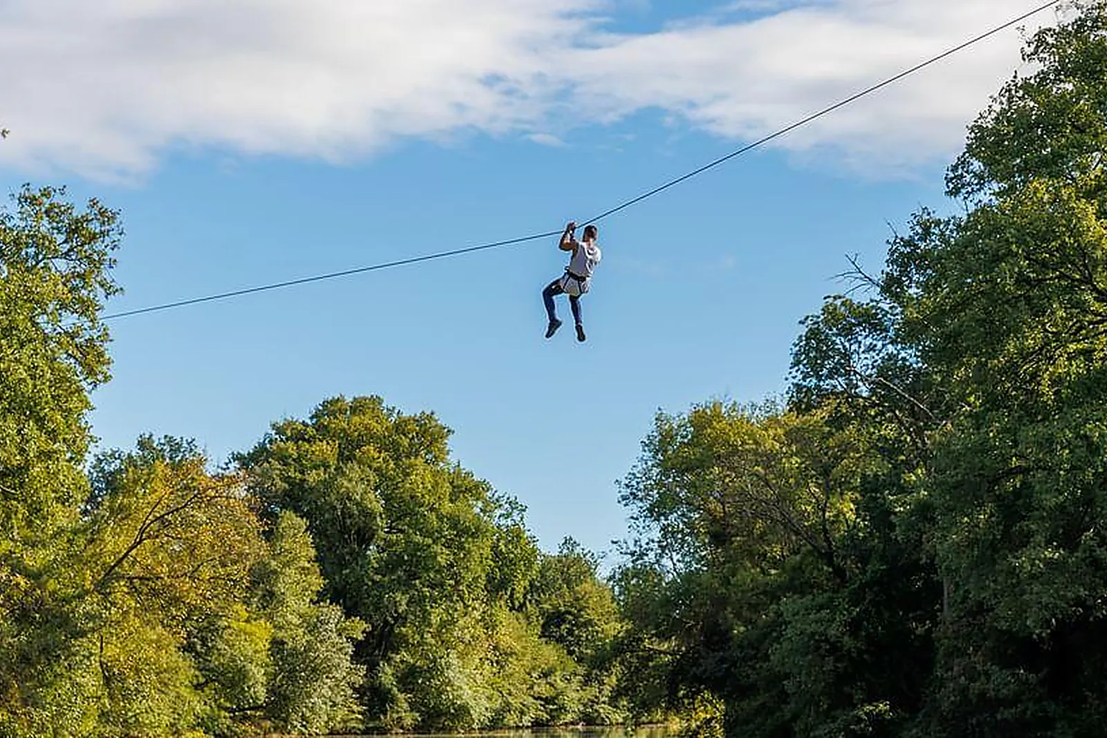 Lieux événementiels, ROC DE MASSEREAU