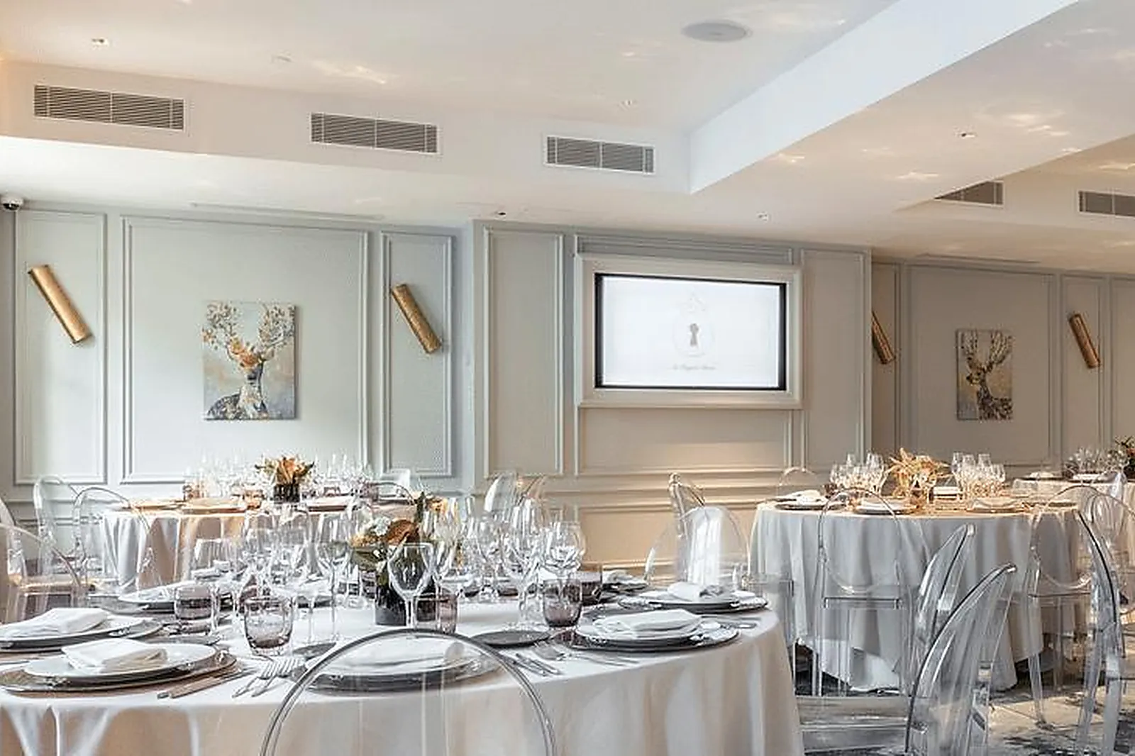 Lieux événementiels, ROYALE PARIS