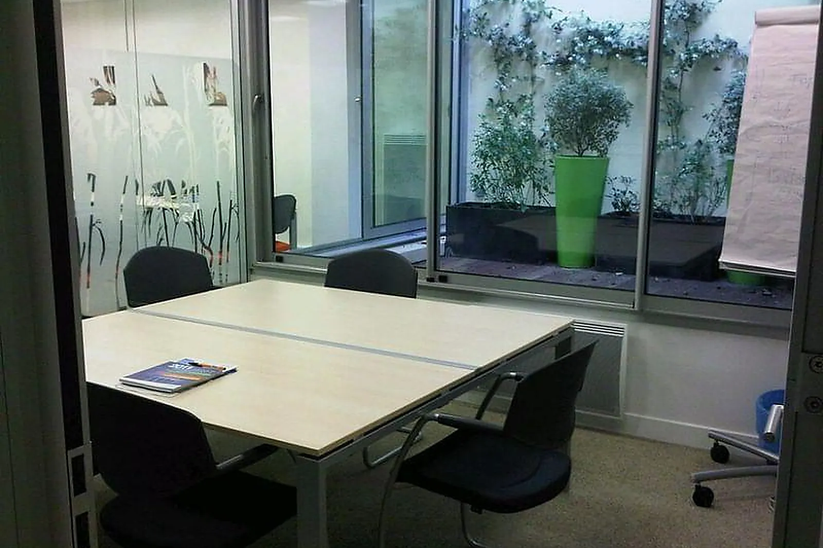 Lieux événementiels, RUE LAURISTON PARIS