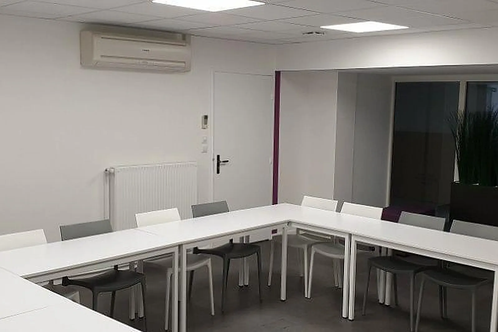 Lieux événementiels, RUE DE BRUXELLES VILLEURBANNE