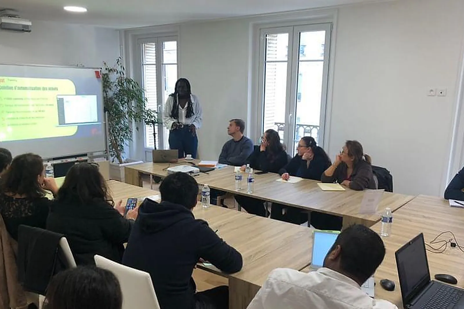 Lieux événementiels, RUE DU PONT NEUF ***** (RIVOLI / SAINT HONORÉ / CHATELET)